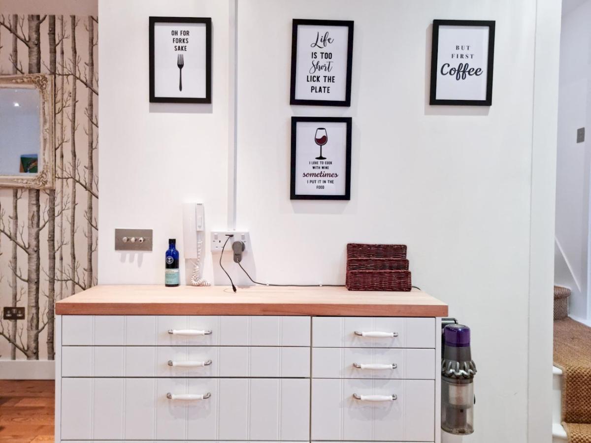 Pass The Keys Family Friendly 2 Bedroom Gem In Shepherd'S Bush London Eksteriør bilde